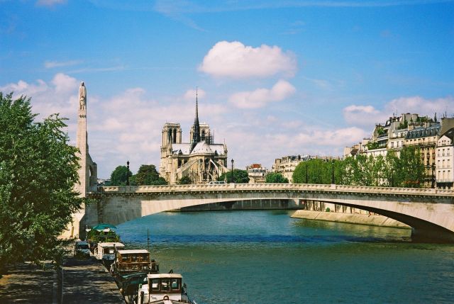 River Seine, Ille de la Cite.