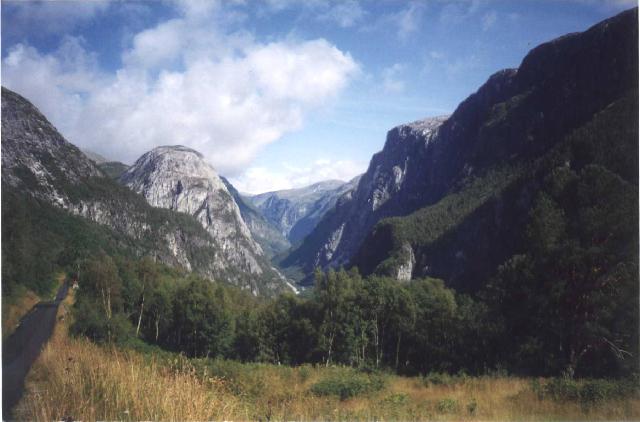 Stahlheim.