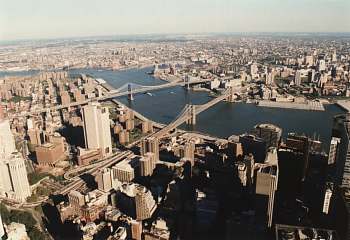 East River, Brooklyn Bridge and Manhattan Bridge