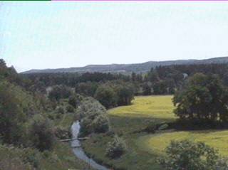 Pohled z Kněží hory k Žižkovu mostku.