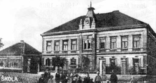 Budova koly 1903-1932